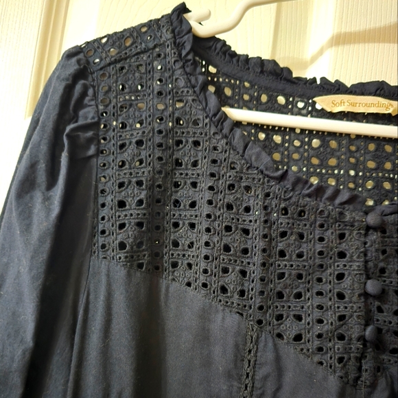 Soft Surroundings Alejandra Eyelet Tunic, Peplum Hem, 3/4 Bell Sleeves, EUC! - Picture 5 of 13